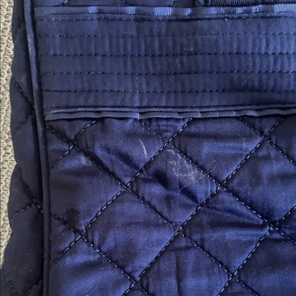Good🎉condition TRAVELON Elegant Navy Quilted Laptop Bag 17 x 12 x 4.5 inches